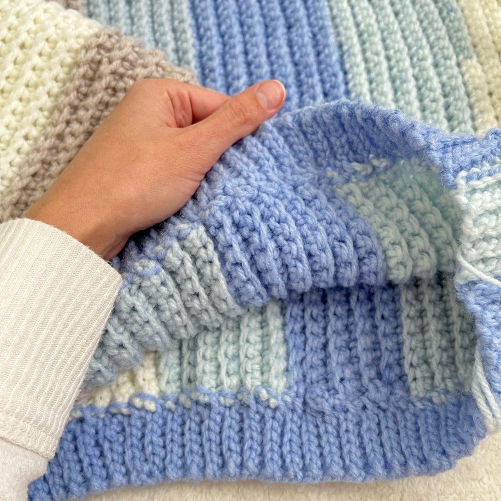Crochet Sweater 🙌🏼 handmade - Picture 6 of 11